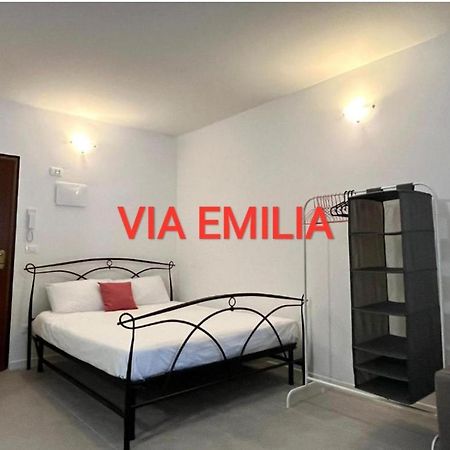 Via Agucchi & Via Emilia Apartments Bologna Kültér fotó
